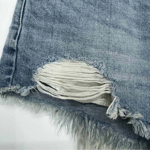 We The Free People Distressed Fringe Hem High Waisted Cutoff Jean Shorts Size 27 - Picture 3 of 16